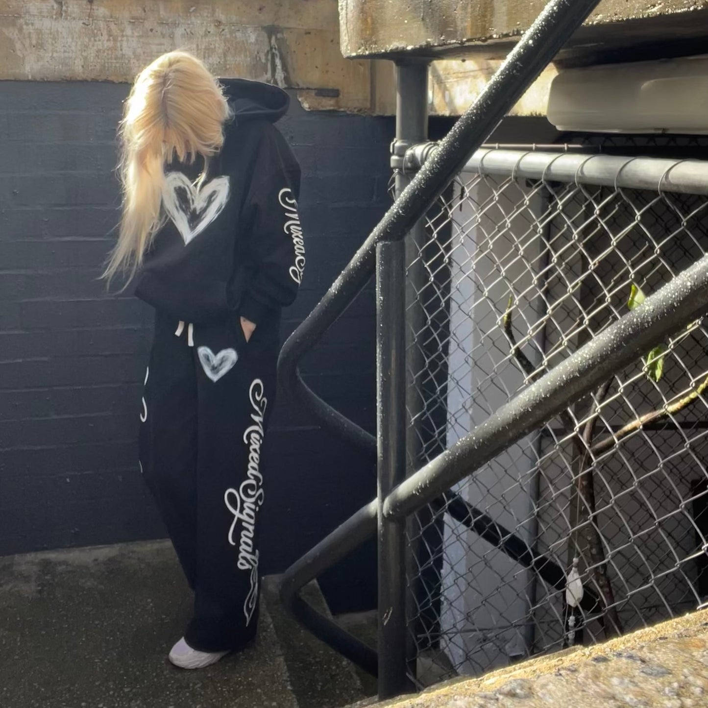 HEARTBEAT PULLOVER
