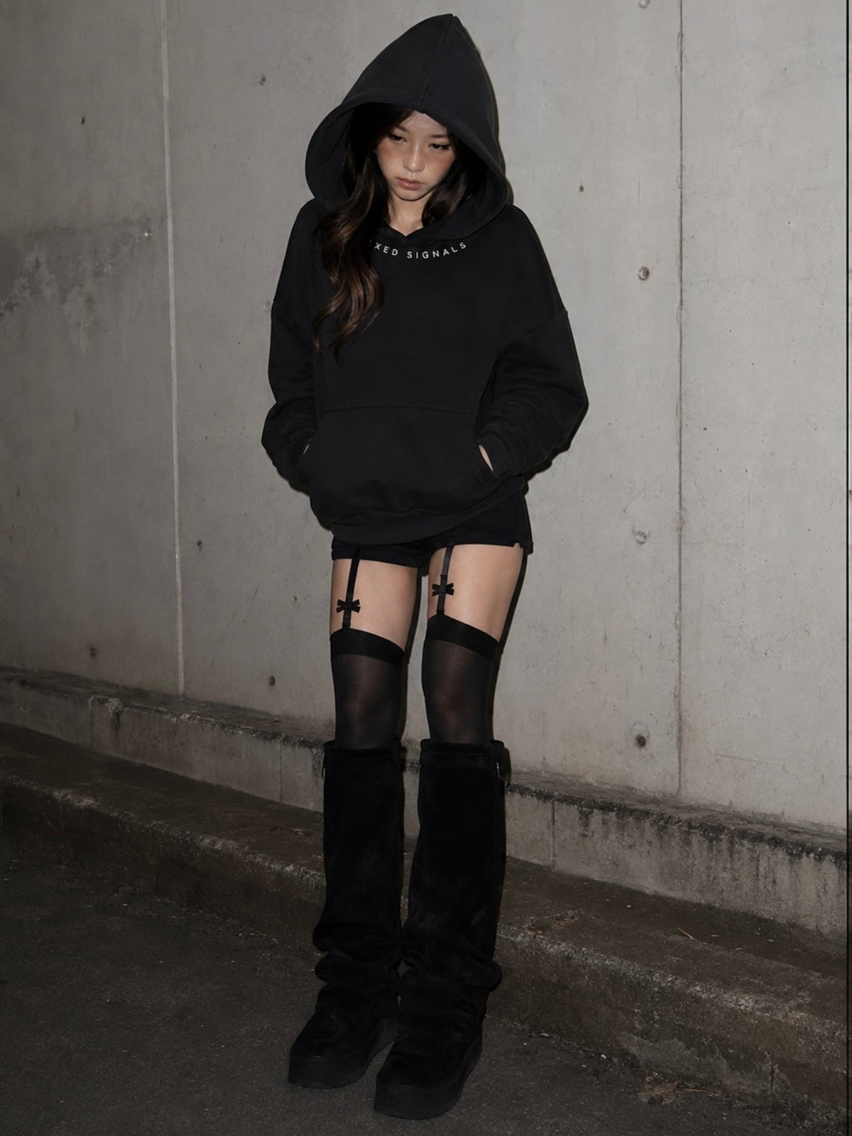 FLICKERING HEART HOODIE