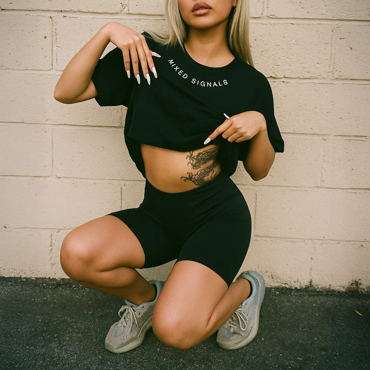 FLICKERING HEART SHIRT (BLACK)