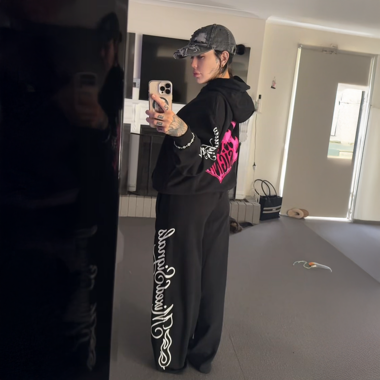 HEARTBEAT PULLOVER