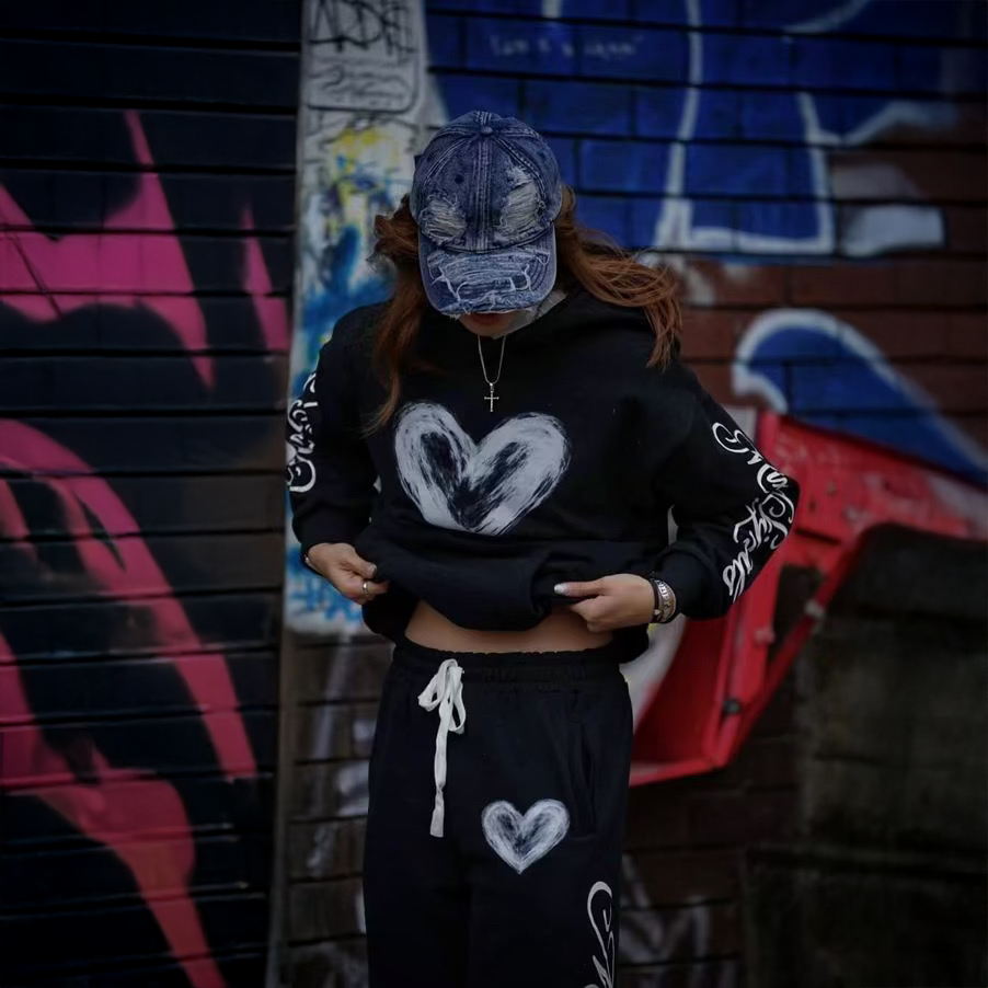 HEARTBEAT PULLOVER