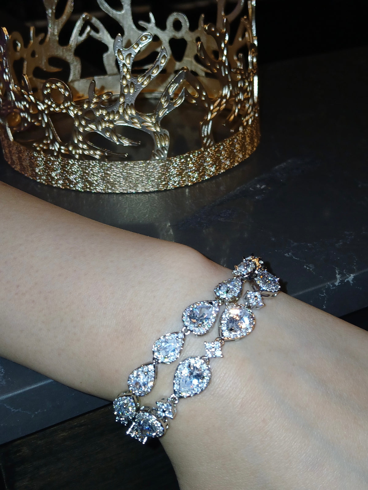HEARTBREAK BRACELET - SILVER