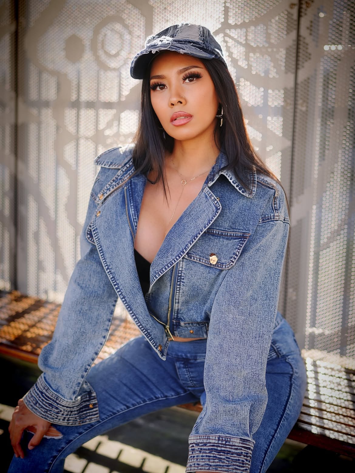 DISTRESSED DAD HAT - BLUE