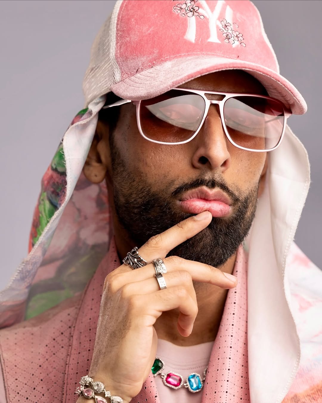 FLICKERING HEART BRACELET (PINK)