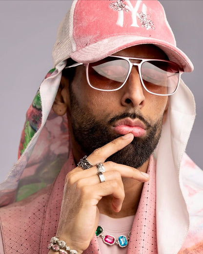 FLICKERING HEART BRACELET (PINK)