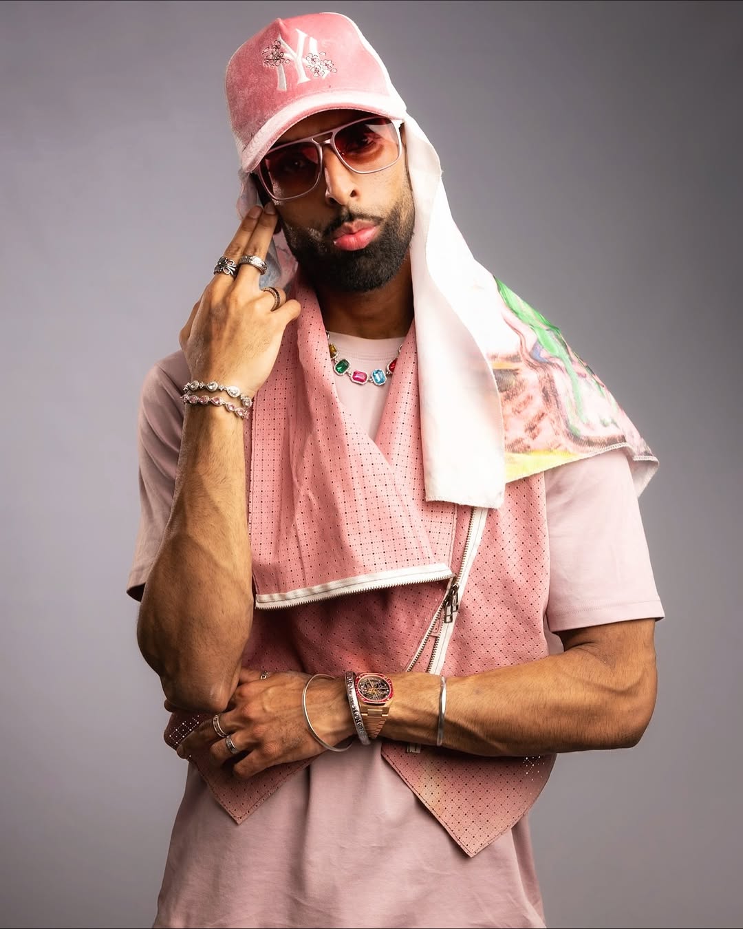 FLICKERING HEART BRACELET (PINK)