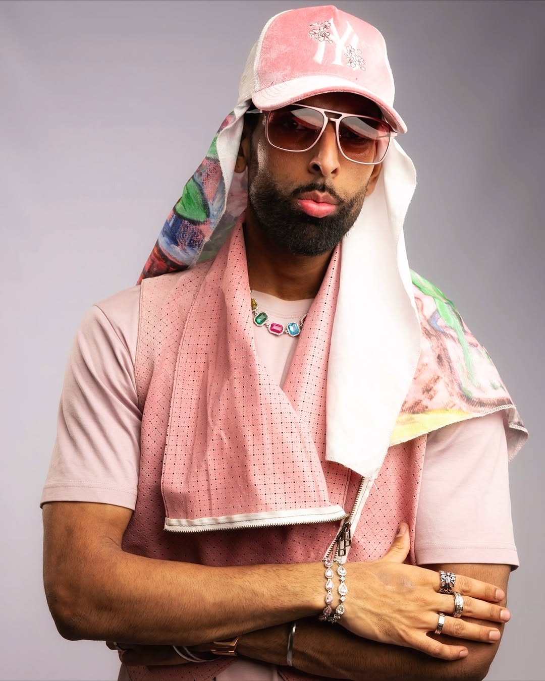 FLICKERING HEART BRACELET (PINK)