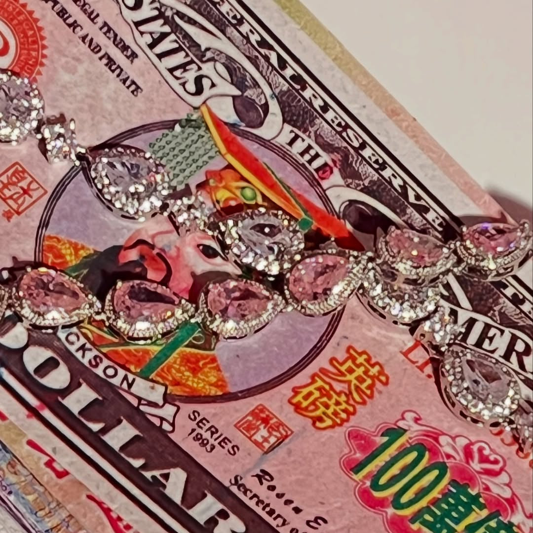 FLICKERING HEART BRACELET (PINK)