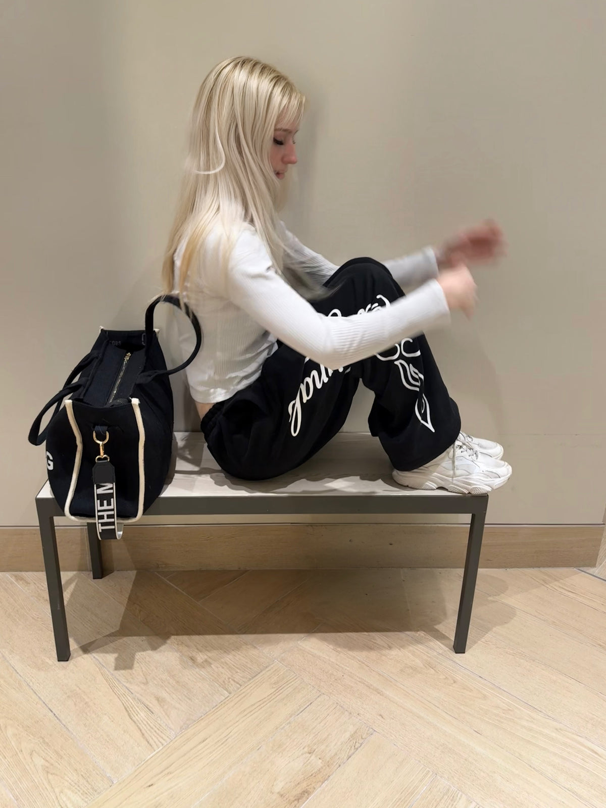 HEARTBEAT SWEATS
