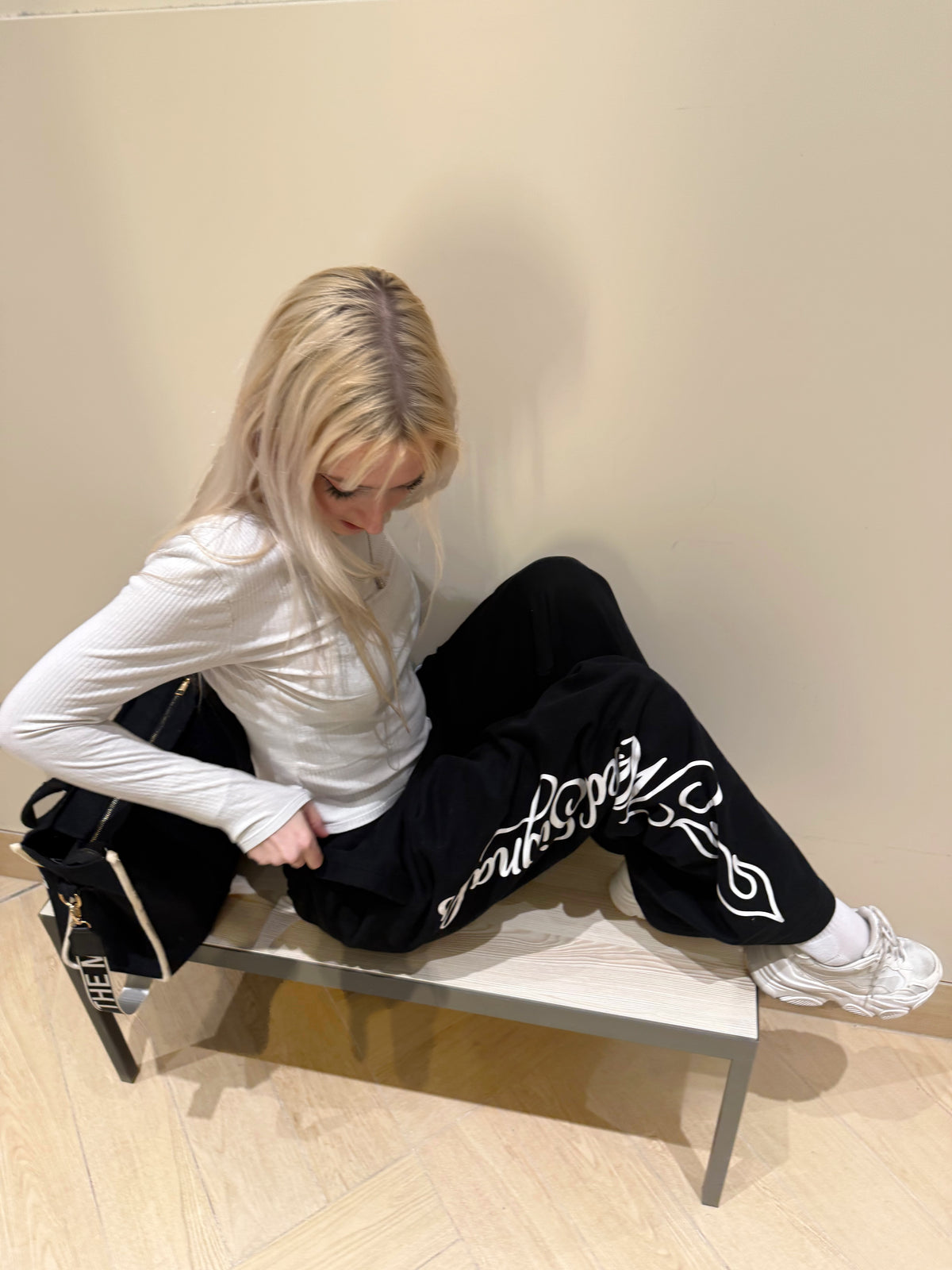 HEARTBEAT SWEATS