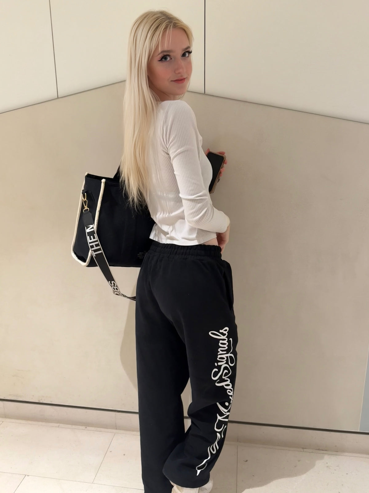 HEARTBEAT SWEATS
