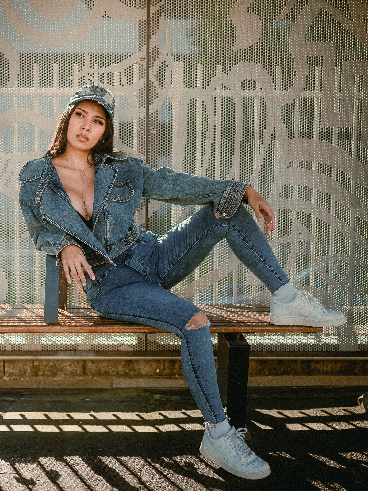 DISTRESSED DAD HAT - BLUE