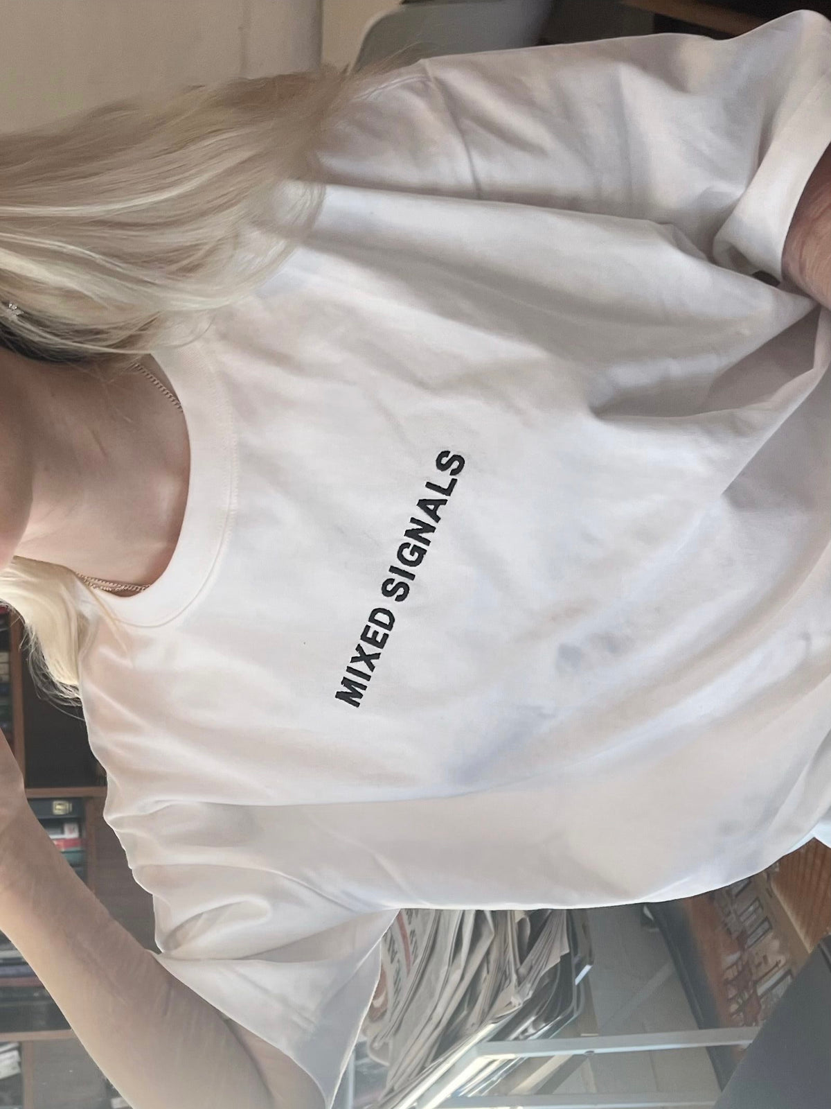 FLICKERING HEART SHIRT - WHITE