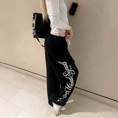 HEARTBEAT SWEATS